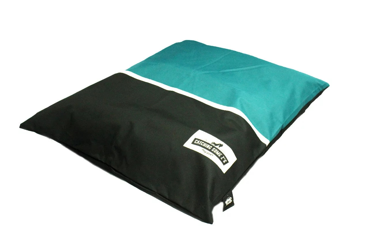 dogs life dog bed cushion catching zzzz blue M